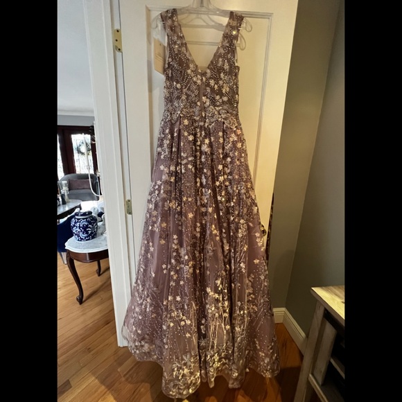 New - Crystal Embellished Embroidered Floral Gown Style 20131 - NWT - Picture 7 of 17